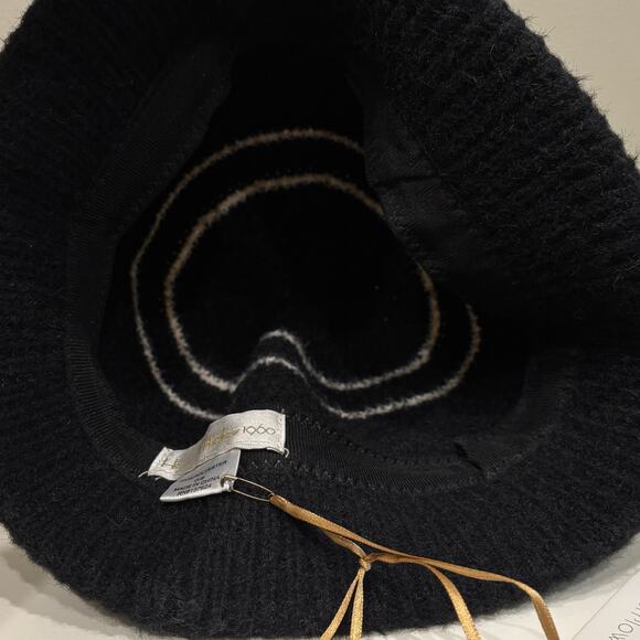 NWT House of Harlow 1960 Knit Bucket Hat Black White Stripe - Picture 4 of 4